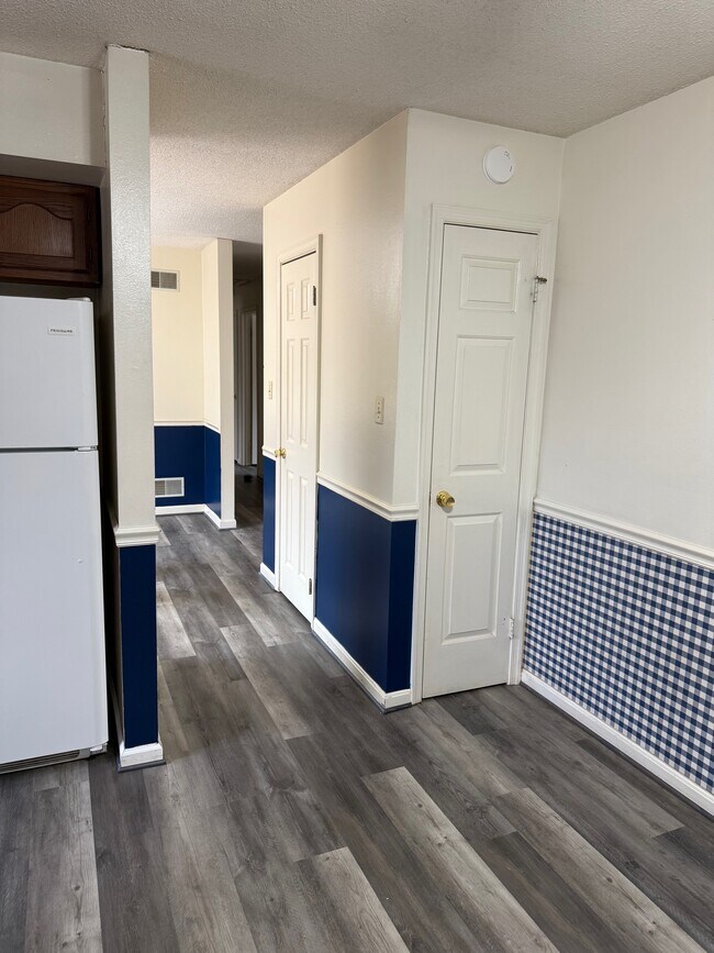 Foto del edificio - 126 Upshur Dr