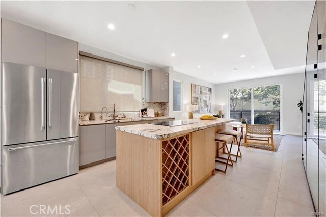 Foto del edificio - 14570 Dickens St