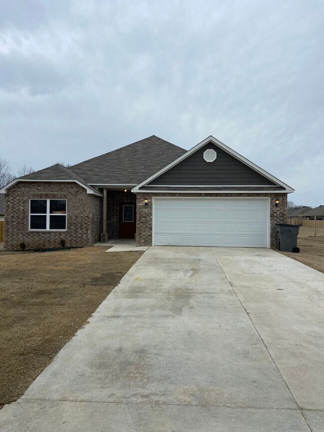 Foto del edificio - *NOW PRELEASING!*  Four Bedroom | Two Bath Home in Walcott Springs