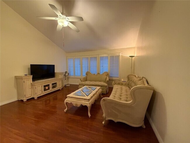 Foto del edificio - 1015 Arcadia Ave