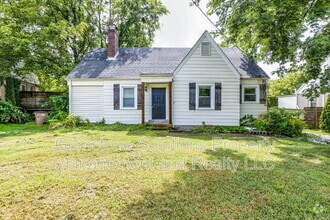 Building Photo - 2930 Primrose Cir