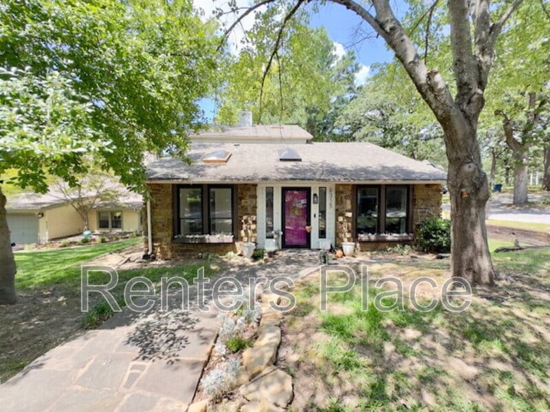 Primary Photo - 6315 E 98th Pl