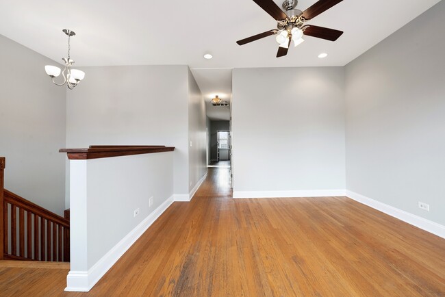 Building Photo - 3428 N Damen Ave