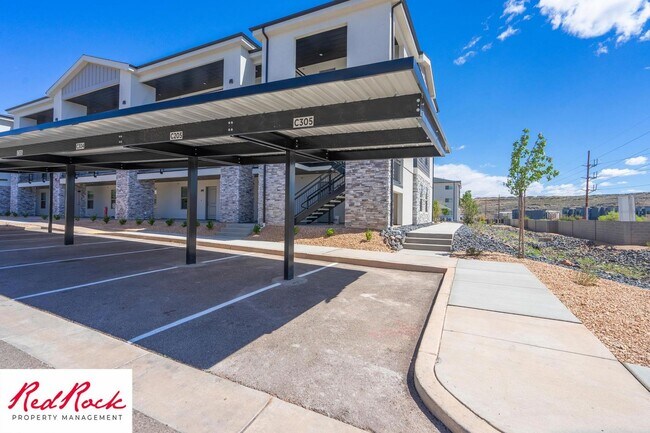 Foto del edificio - Inviting 2 Bedroom End Unit Condo - Pet Friendly!