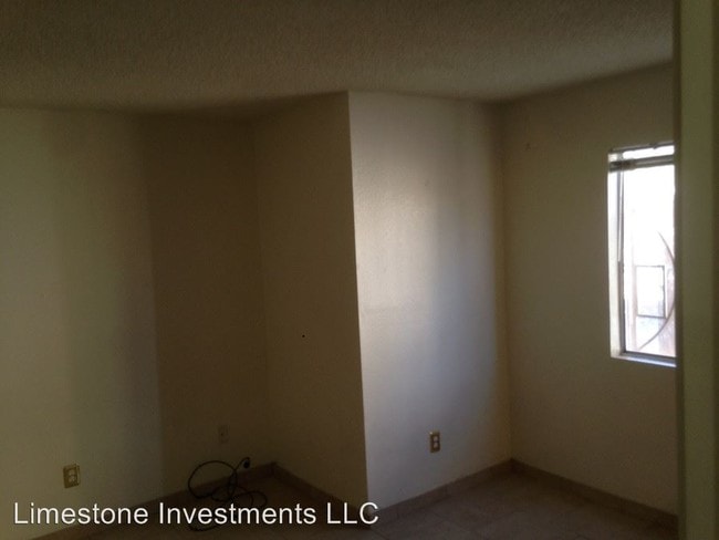 Building Photo - 1363 Pattee Cir