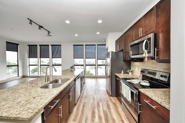 Foto del edificio - 3800 Main St