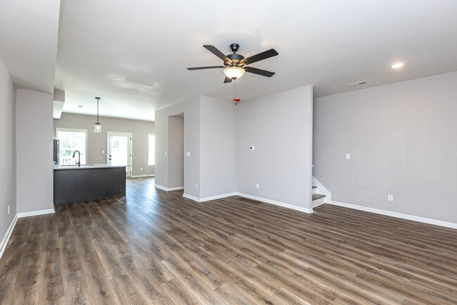 Photo - 518 S Main St (Nicholasville, KY) Townhome