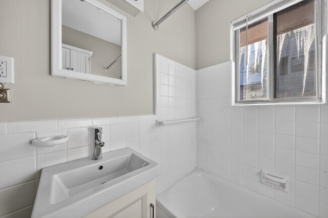Foto del edificio - 23 W Burdick St