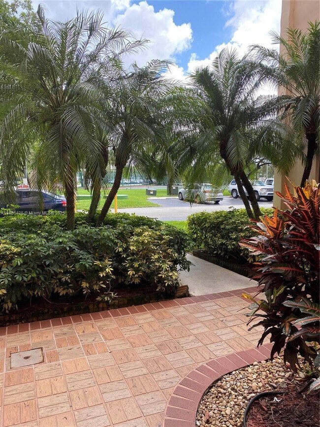 Foto del edificio - 8520 SW 133rd Avenue Rd