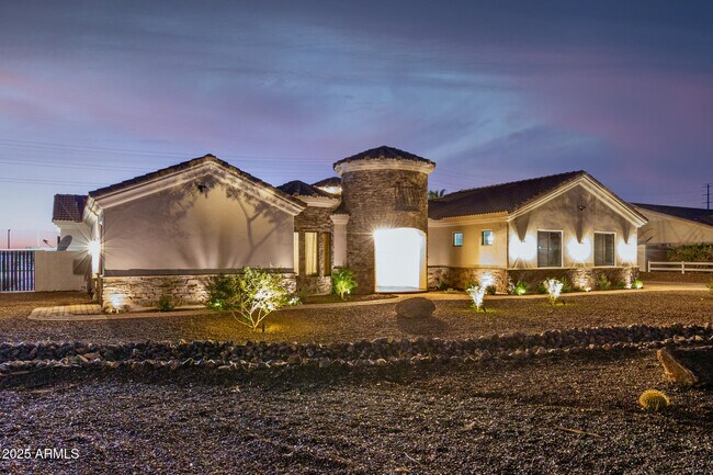 Foto del edificio - 2506 S 186th Dr