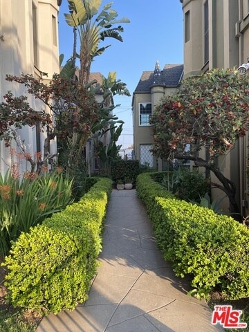 Foto del edificio - 1284 S Citrus Ave