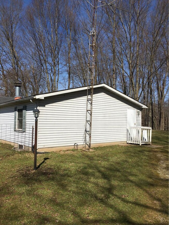side entrance - 13161 Mount Eaton St SW