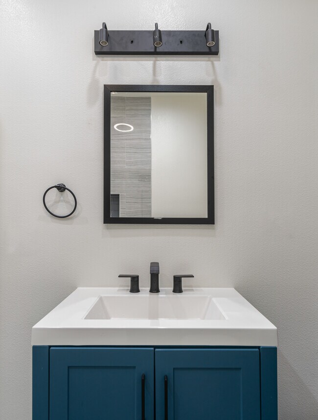 Foto del edificio - 3216 W 30th St