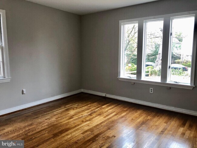 Foto del edificio - 3210 Rittenhouse St NW
