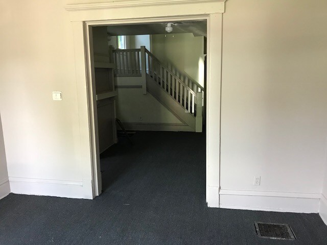 Foto del edificio - 567 Gilbert St