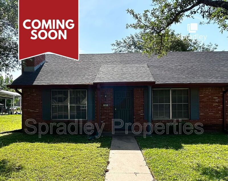 Primary Photo - 705 Apache Dr