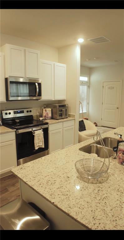 Foto del edificio - 78 Shadwood Pl