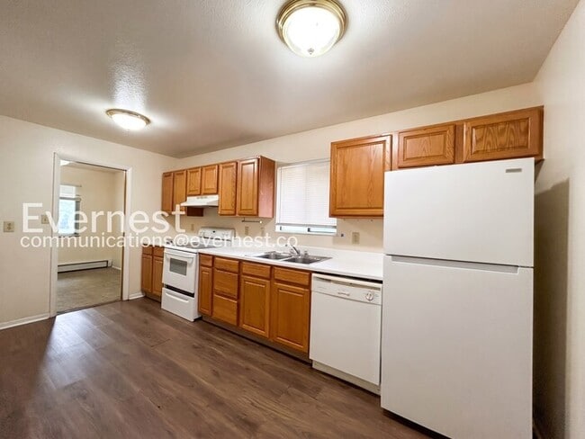 Building Photo - 2205 N Royer St