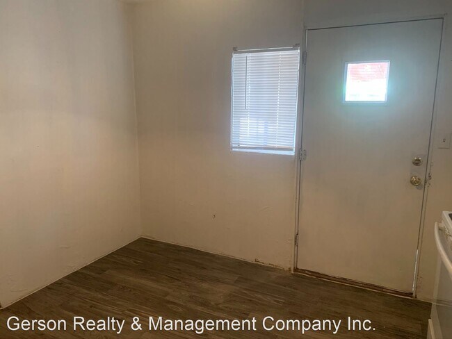 Building Photo - 170 E Morelos St