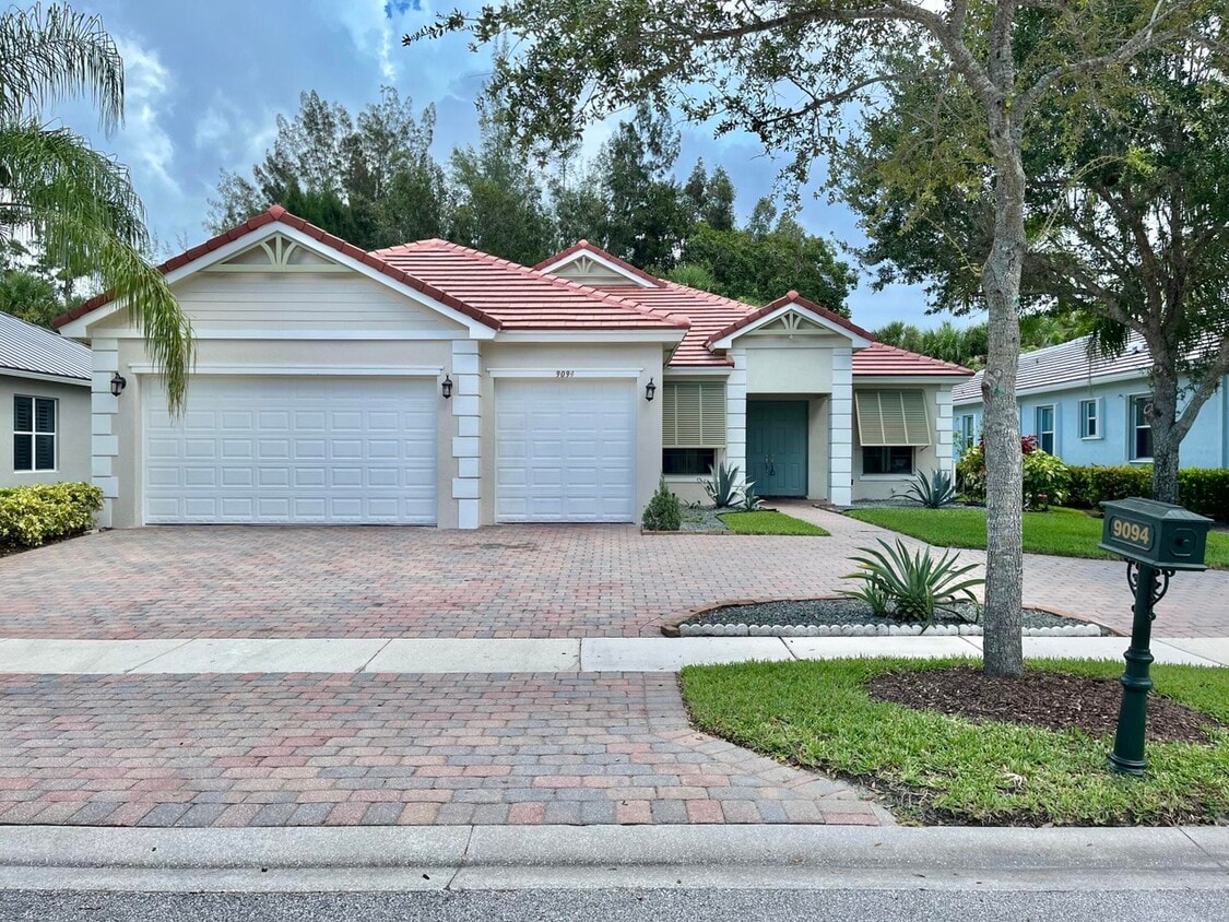 Primary Photo - 9094 New Hope Ct