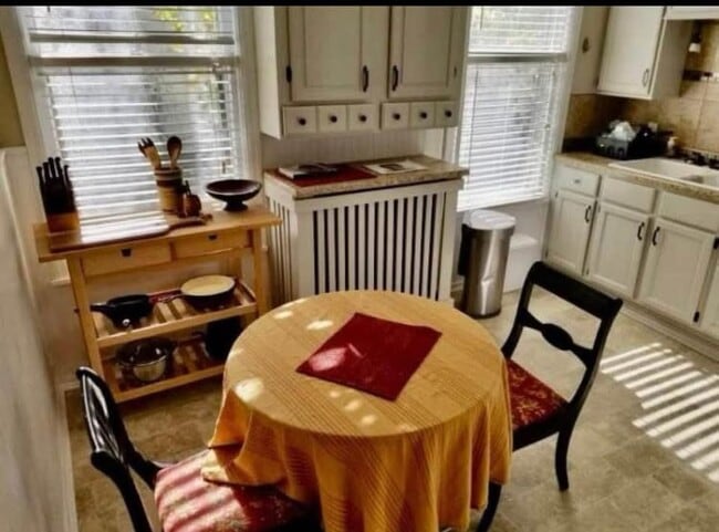 Building Photo - 3208 Logan Ave N