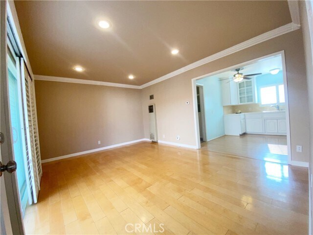 Foto del edificio - 418 E Harvard Rd