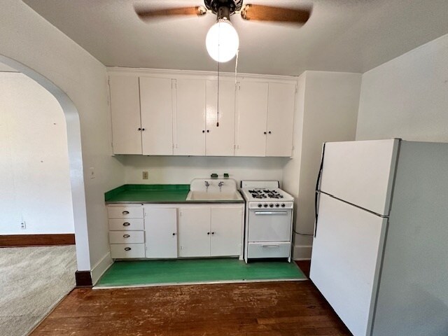 Foto del edificio - 803 Melrose Ave