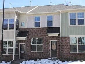 Building Photo - 66 Intuition Cir