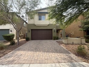 Building Photo - 2229 Mundare Dr