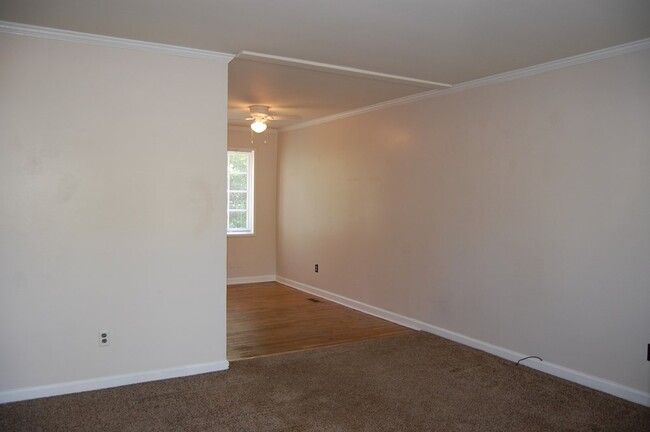 Building Photo - 808 Boardman Rd