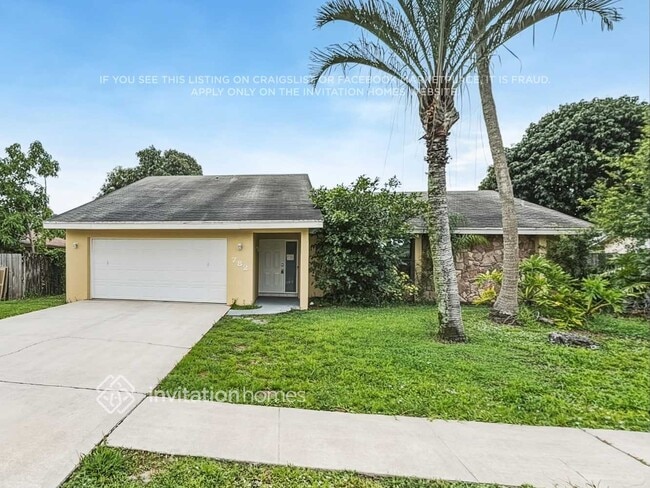 Building Photo - 782 Ryanwood Dr
