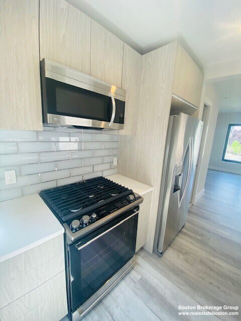 Foto del edificio - 2 W 3rd St Pl