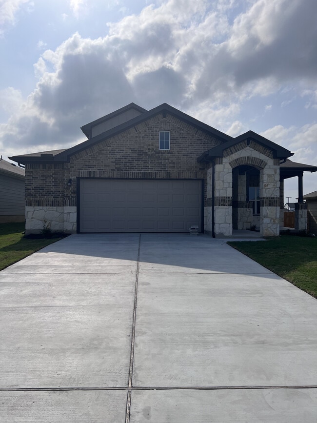 Building Photo - 305 Concho River Dr