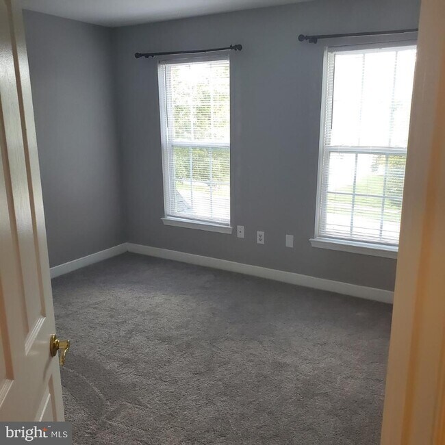 Building Photo - 13106 Belle Meade Trace