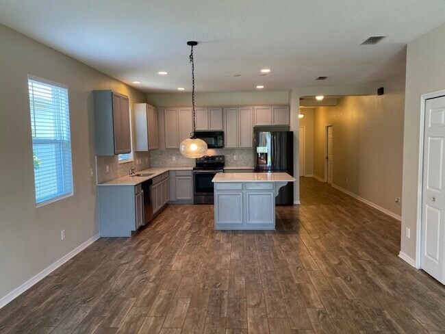 Building Photo - 5369 Carrara Ct