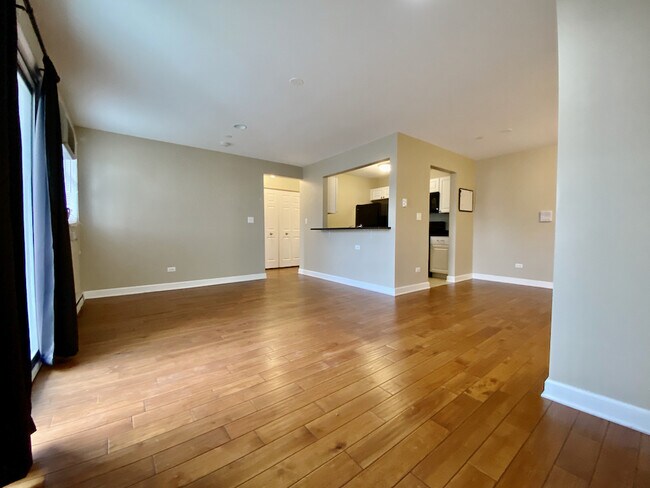 Building Photo - 1363 Cunat Ct