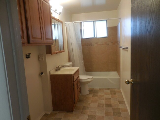 Building Photo - 364 W 310 N