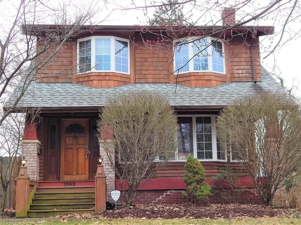 3140 Corydon Rd Cleveland Heights, OH 44118 – photo 1