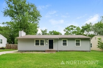 Building Photo - 13701 11th Ter