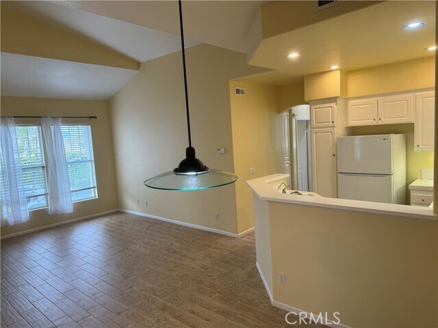 Foto principal - 7723 Hazard Center Dr
