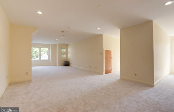 Photo - 12037 Stuart Ridge Dr (Herndon, VA)