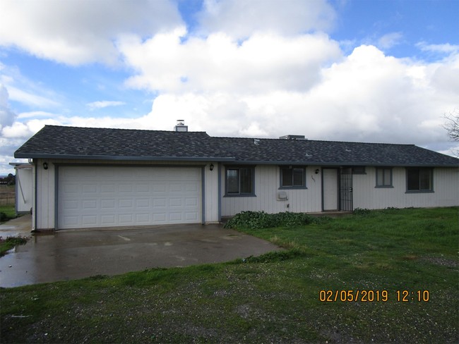 Building Photo - 7691 Camp Far West Rd