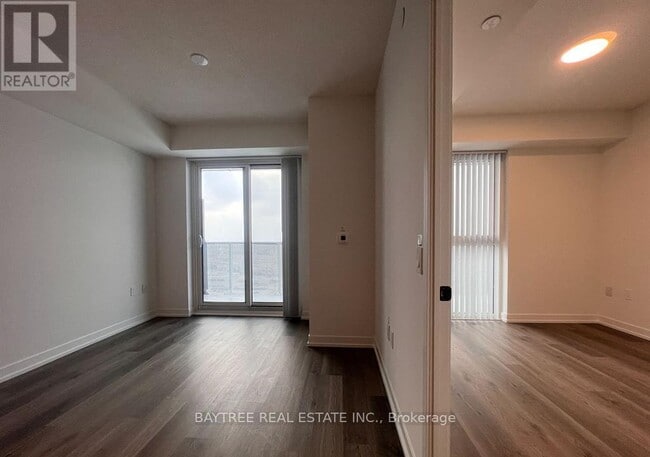 Building Photo - 195 Commerce St