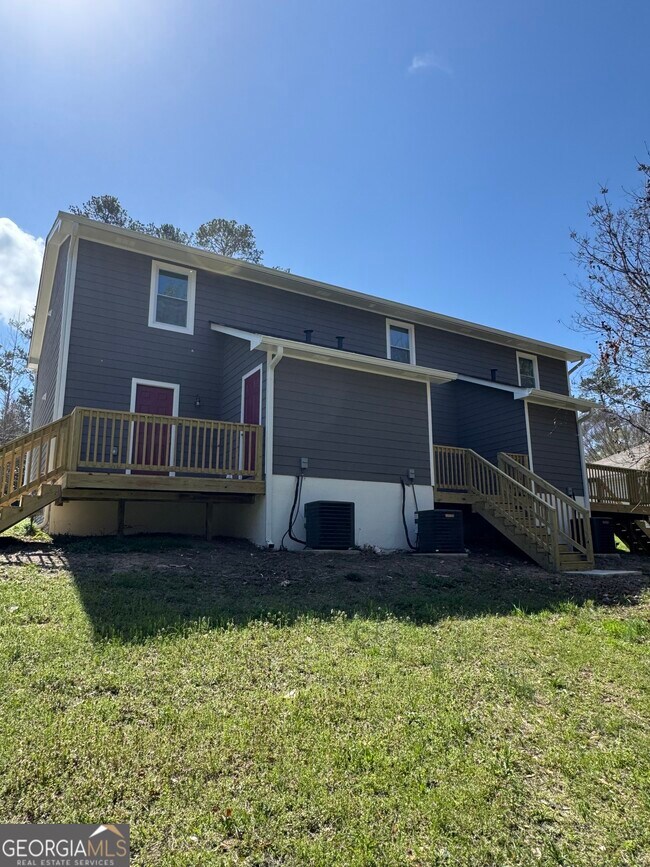 Foto del edificio - 4235 Debby St