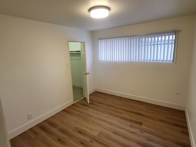 Foto del edificio - 3351 E Andy St