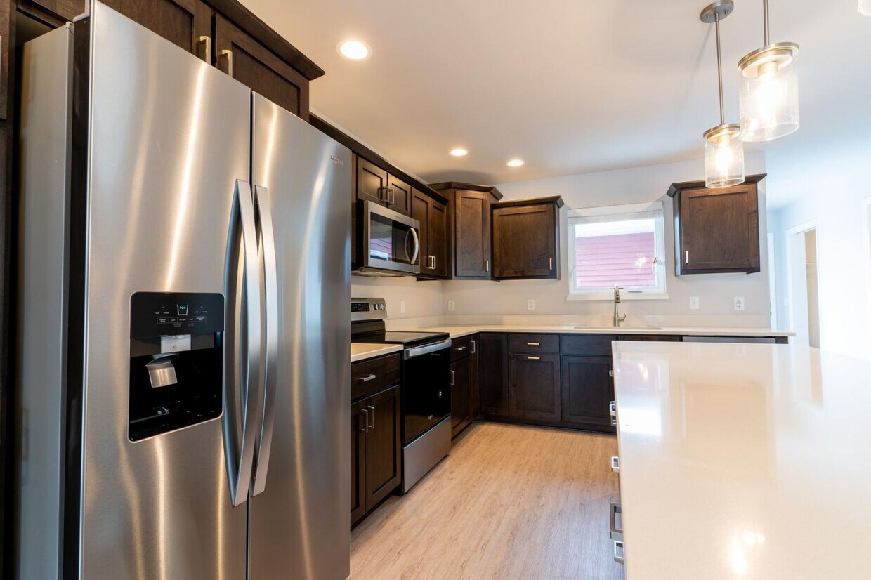 Foto principal - 612 Sugar Maple Ln