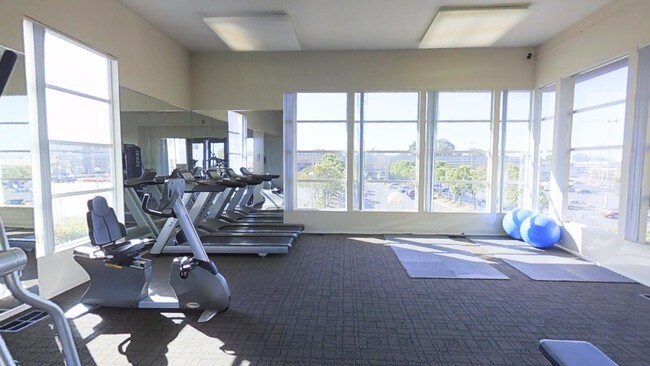 Bridgecourt Apartments Emeryville Ca Fitness Center Bridgecourt