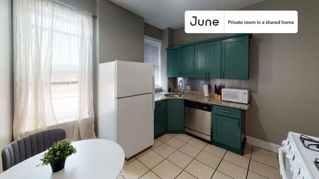 Foto del edificio - Room in Shared 4 bed/2 bath home