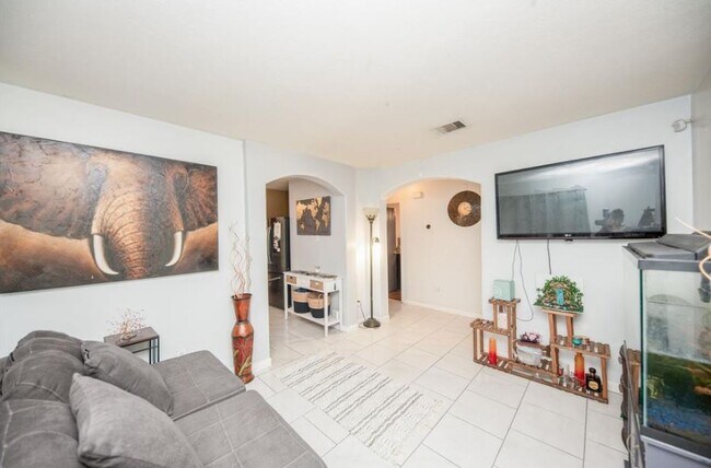 Foto del edificio - 4023 Rain Willow Ct