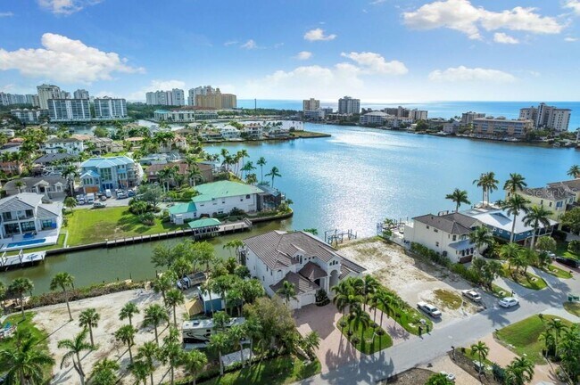 Building Photo - 360 Lagoon Ave